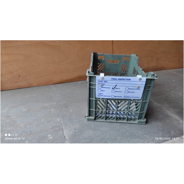 Label holders for material handling crates / Bins - Image 4